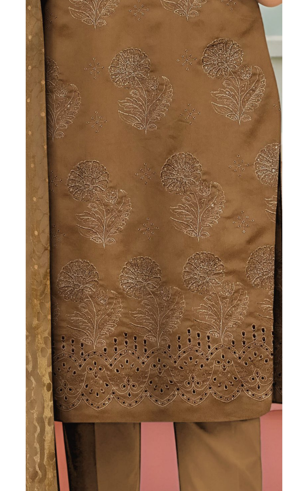 VELVET ROYAL by Naubahar - Embroidered Dhanak Suit with Palachi Shawl Unstitched 3 Piece - DNK - 03